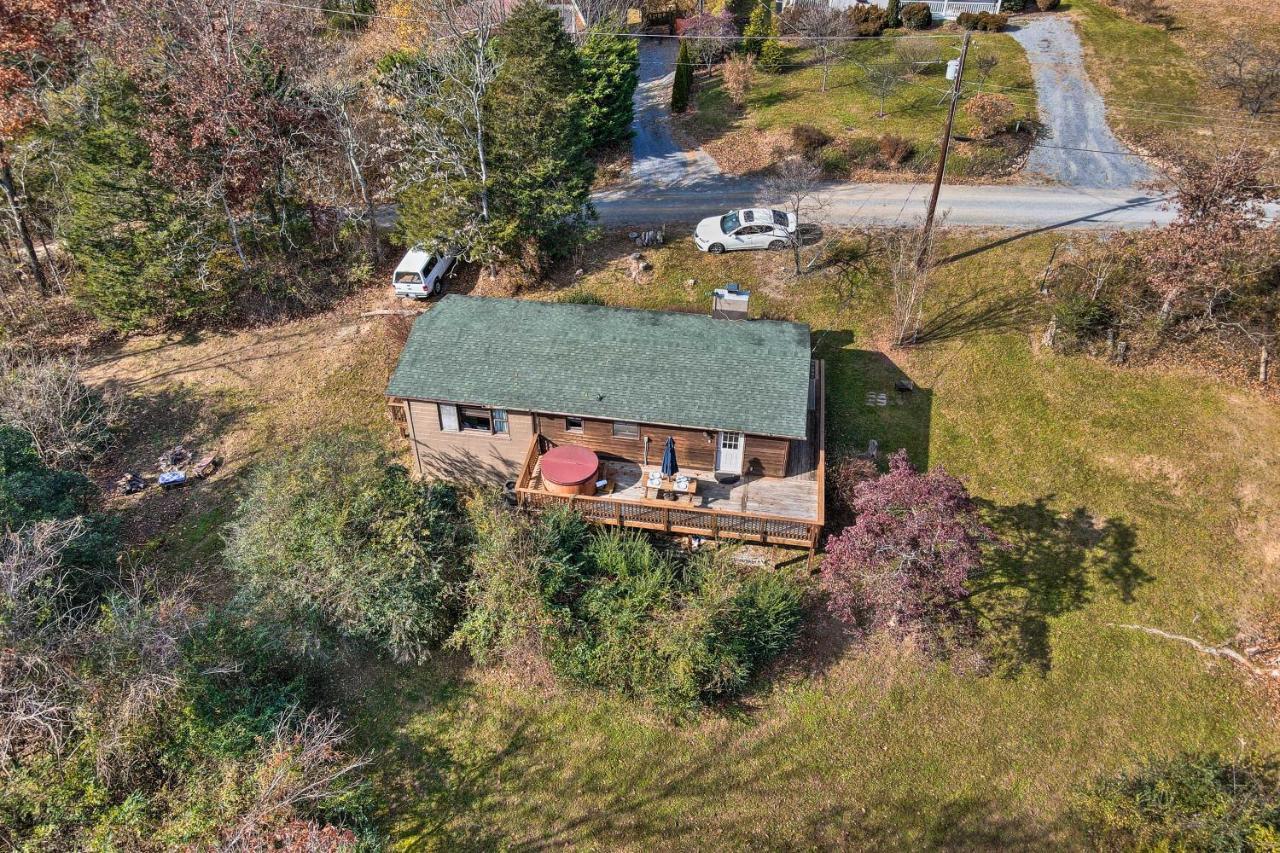 הוילה לוראיי Calming Shenandoah Valley Cabin With Hot Tub! מראה חיצוני תמונה